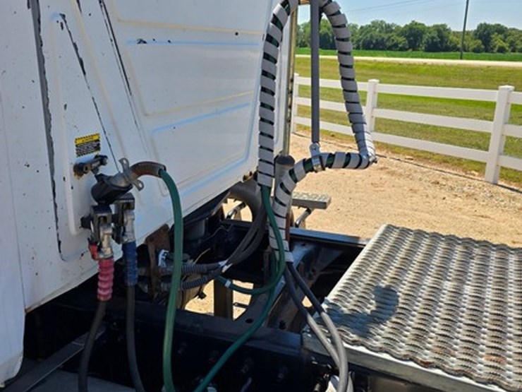 2003-mack-ch612-image-20