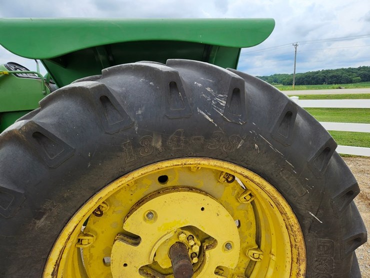 john-deere-4320-image-35