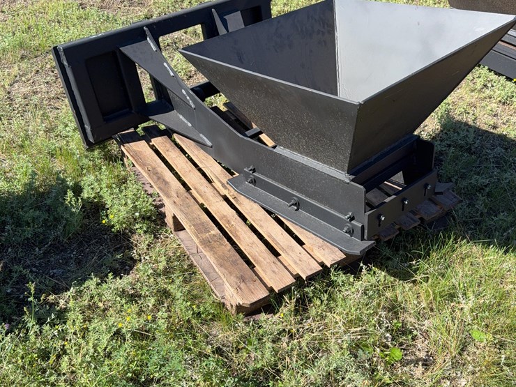 self-dumping-hopper-bucket-image-1