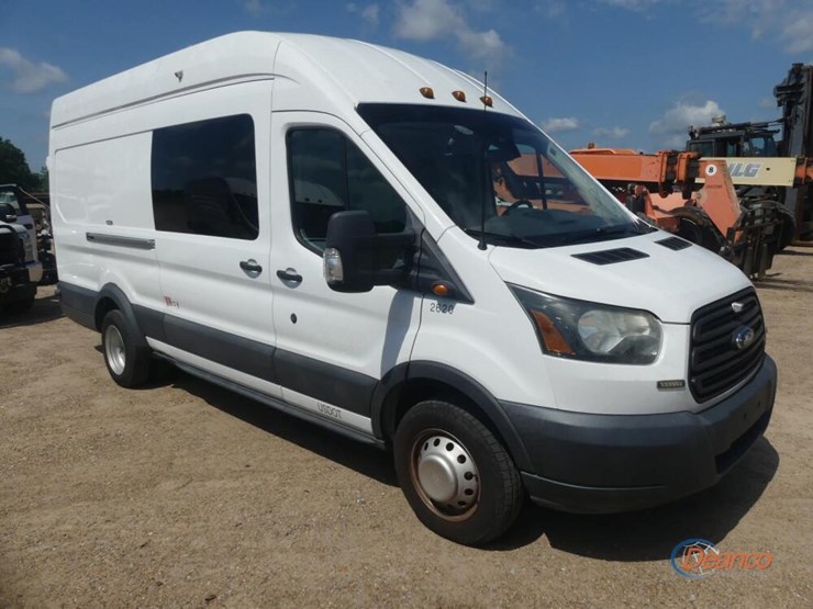 2016-ford-transit-image-1
