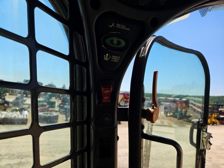 bobcat-s650-image-30