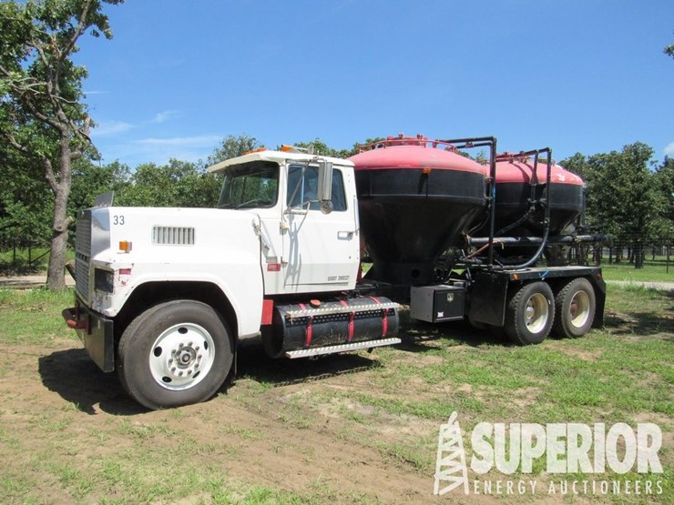 1987-ford-ltl9000-image-2
