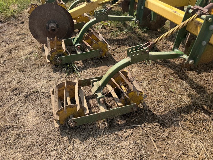 #51910-•-roll-a-cone-12-row-38"-spacing-hipper-10-3218-inv#51910-image-34