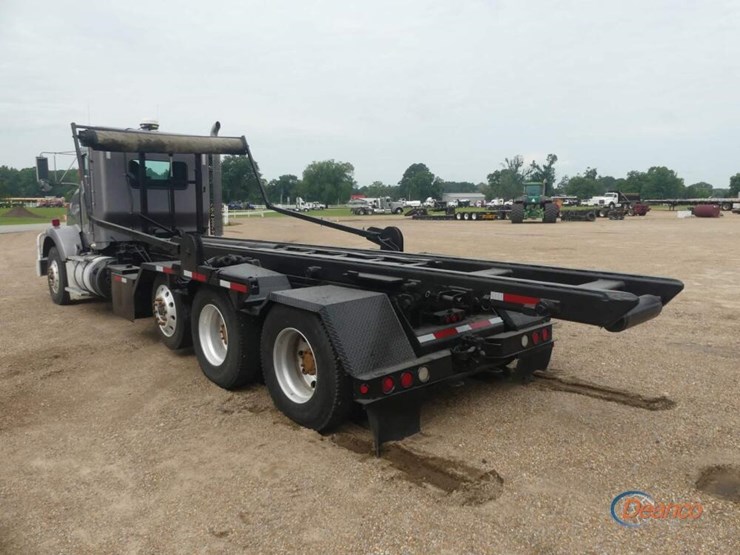 2012-kenworth-t800-image-3