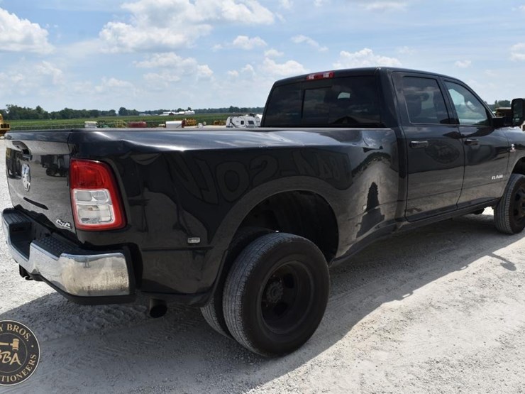 2022-ram-3500-hd-image-5