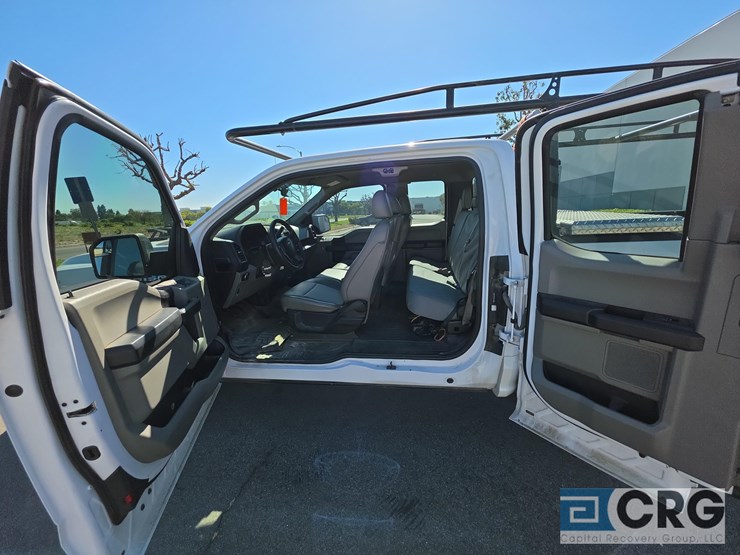2018-ford-f150-xl-image-8