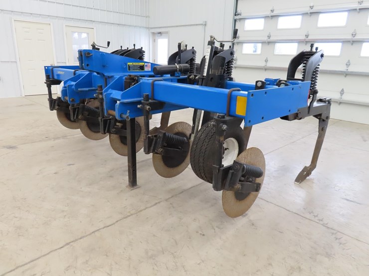 dmi-2500-inline-ripper-5-shank-image-1