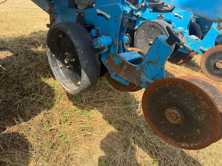 #51909-•-monosem-12-twin-row-38"-center-planter-05a116-inv#51909-image-68