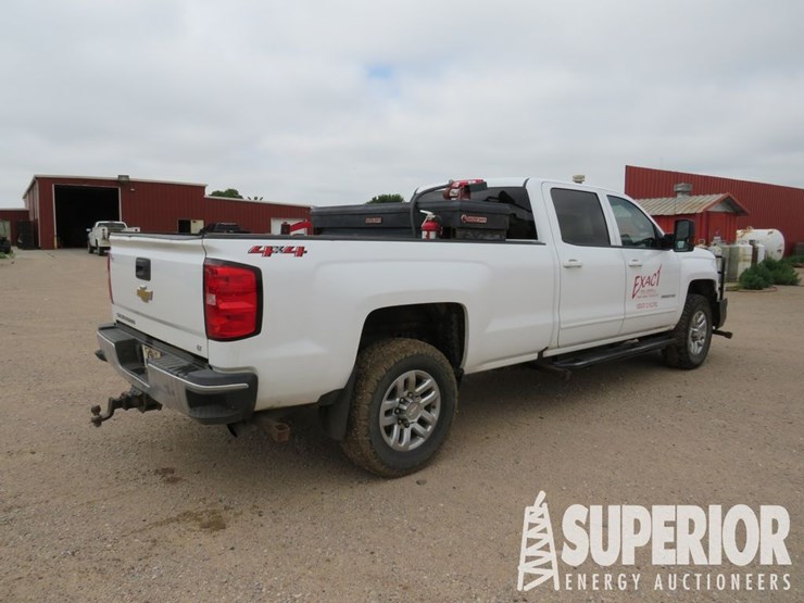 2018-chevrolet-3500hd-image-3