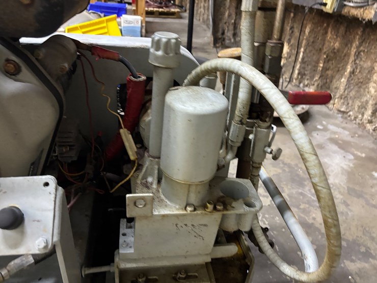 #415-•-kinjet-diesel-chemical-sprayer-image-12
