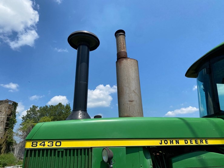 john-deere-8430-image-12