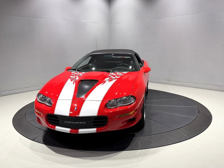 #1517-•-2002-chevrolet-camaro-ss-image-15
