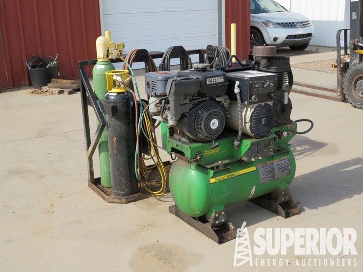 john-deere-acz-cw51705-welderator-image-2