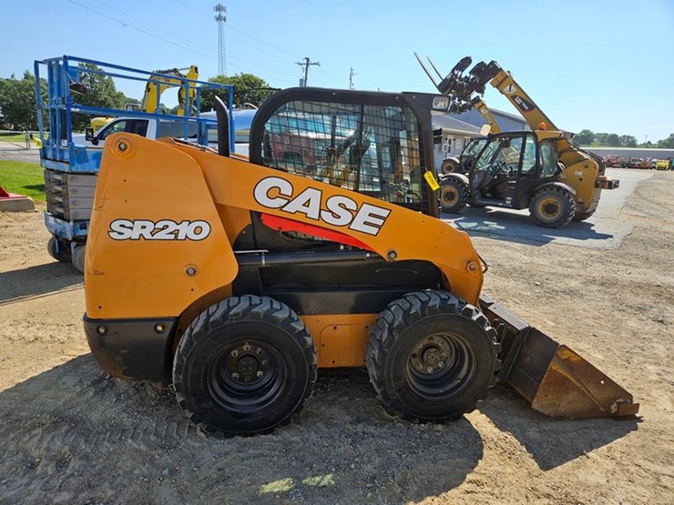 2020-case-sr210-image-6