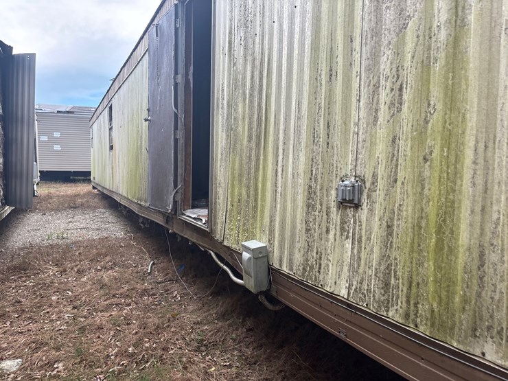 #303-•-mobile-home-image-11