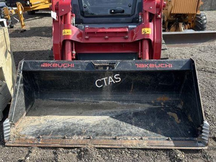 2024-takeuchi-tl10v2-image-7