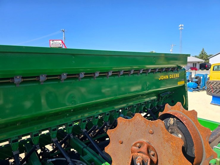john-deere-1560-image-12