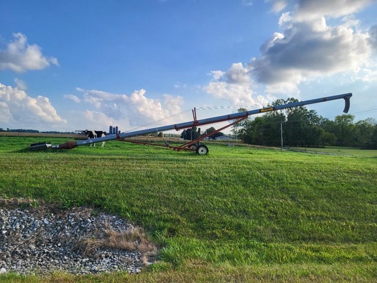 mayrath-10"-x-65'-grain-auger-image-3