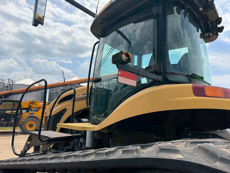 #51850-•-caterpillar-challenger-track-tractor-agcc0765hnwcd1157-inv#51850-image-40