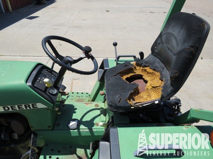 john-deere-755-image-6