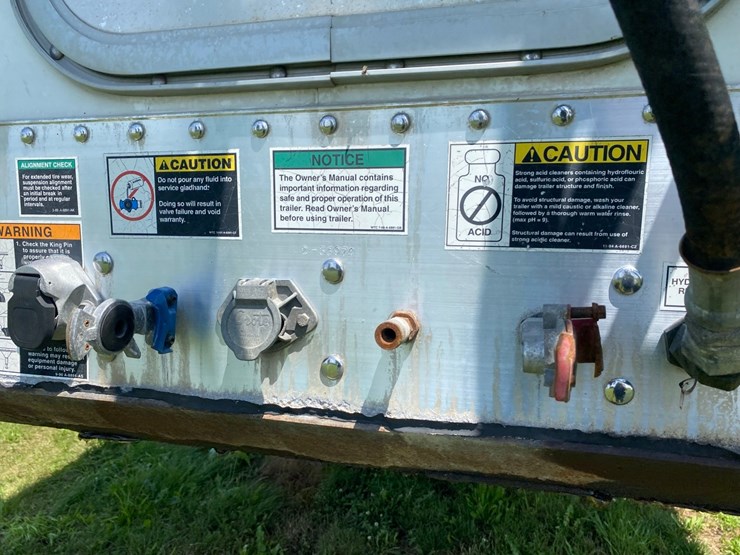 2000-wilson-patriot-belt-trailer-image-11