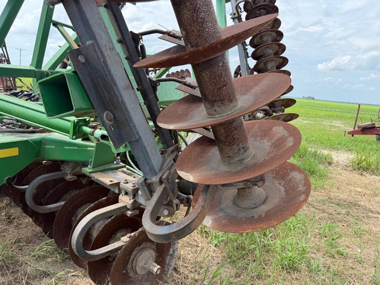 john-deere-37-image-38