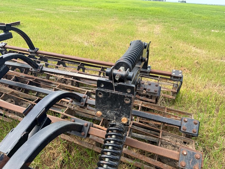 case-ih-330-image-70