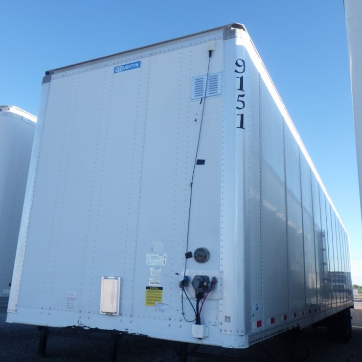 2016 STOUGHTON Van