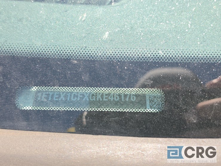 2016-ford-f150-xl-image-9