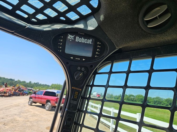 bobcat-s650-image-25