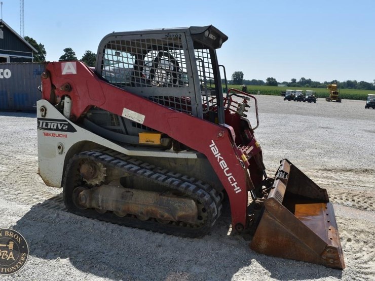takeuchi-tl10v2-image-26
