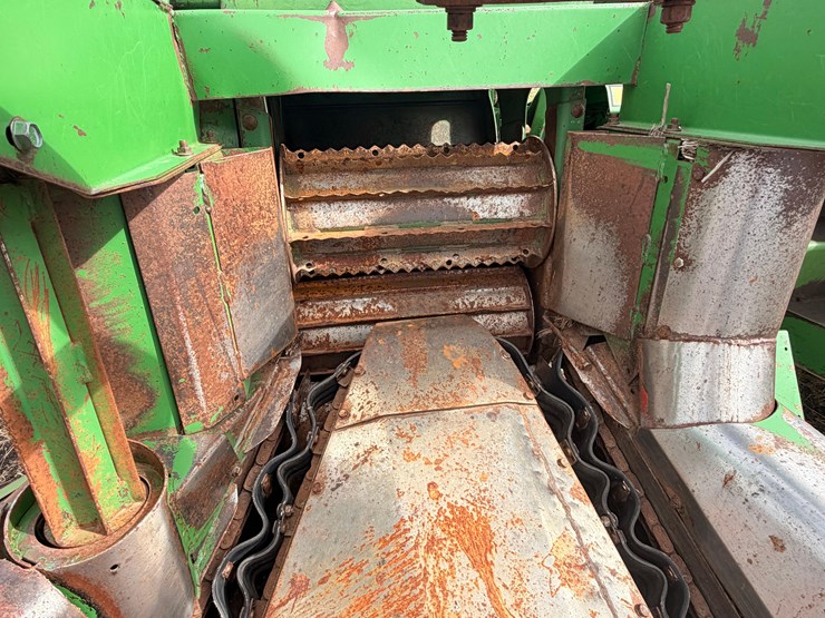john-deere-3950-image-14