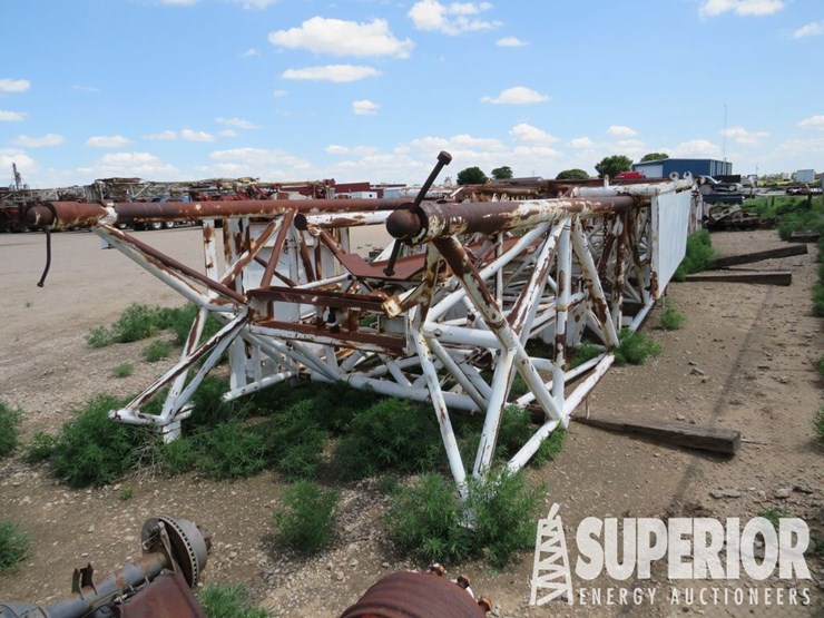 franks-96'h-215,000#-shl-4-leg-hyd-scoped-mast-image-3