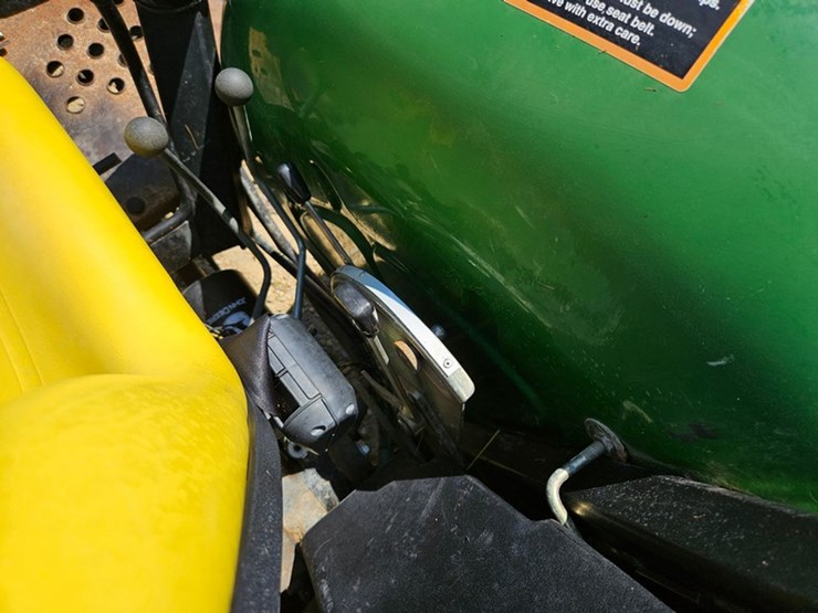 john-deere-5205-image-26