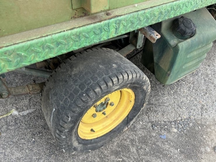 2020-john-deere-gator-image-20