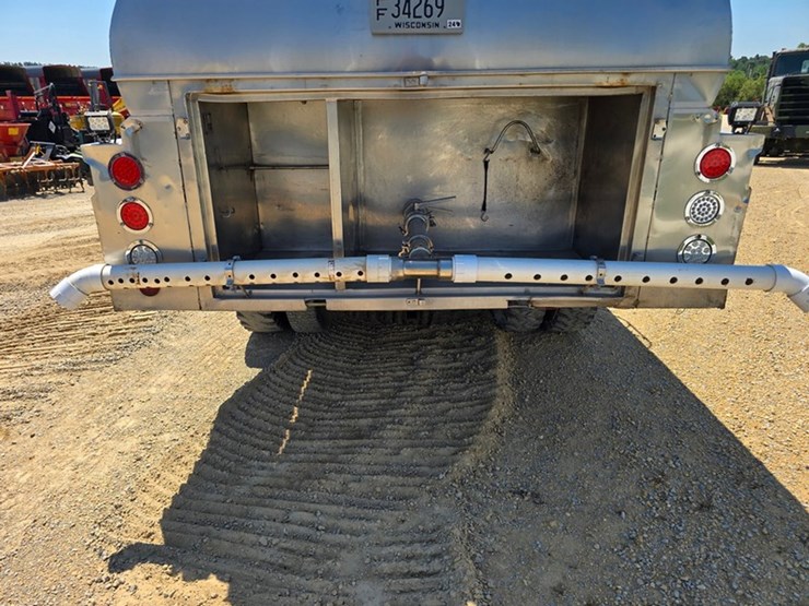 gmc-sierra-6500-image-5