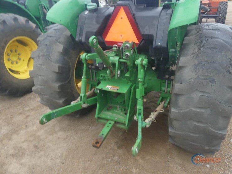 john-deere-5045e-image-3