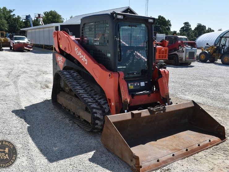 2021-kubota-svl97-2-image-16