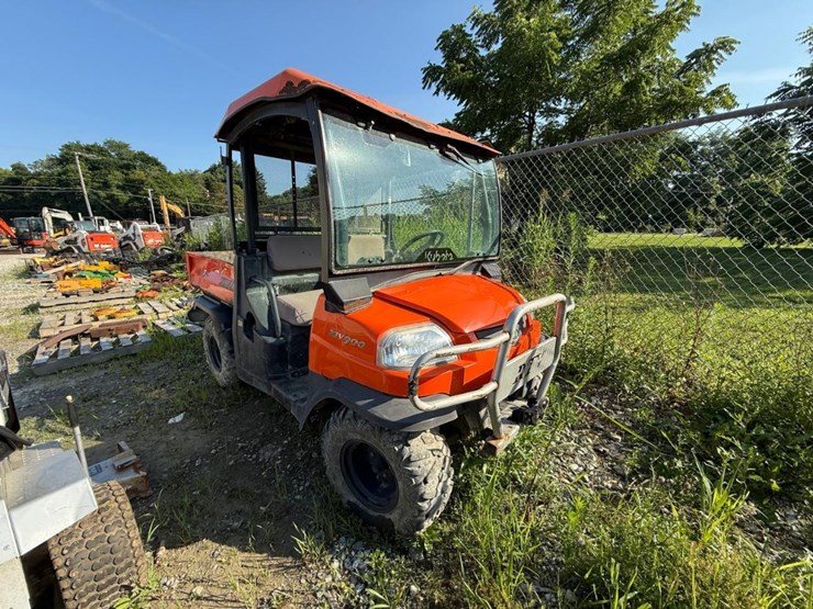kubota-rtv900-image-1