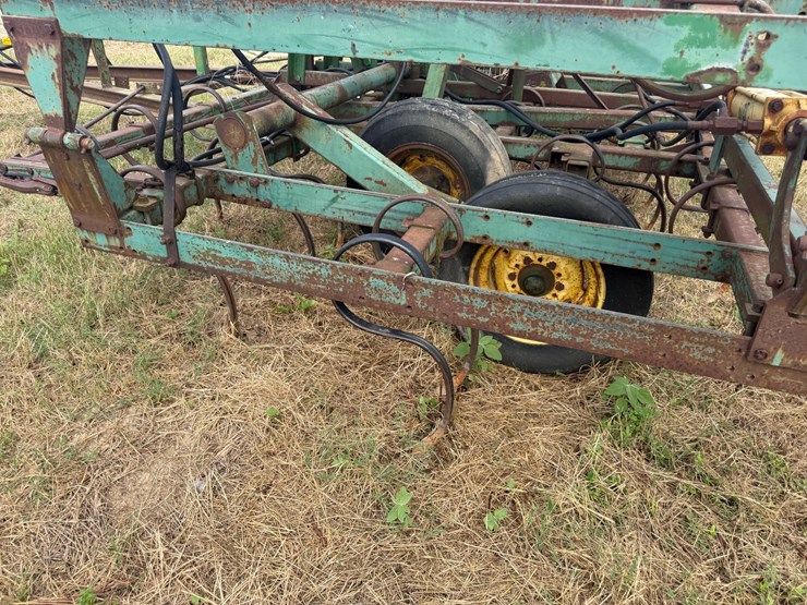 john-deere-1010-image-29