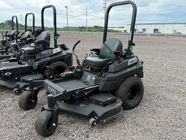 #71-•-2025-yakta-yxr320-zero-turn-mower-image-1