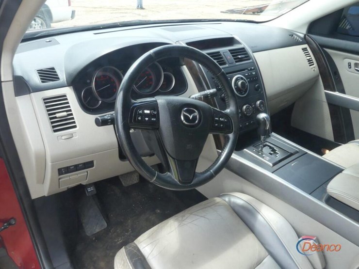 2011-mazda-cx9-image-8