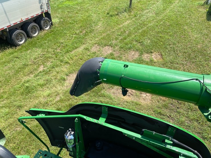 john-deere-9670-combine-4x4-image-82