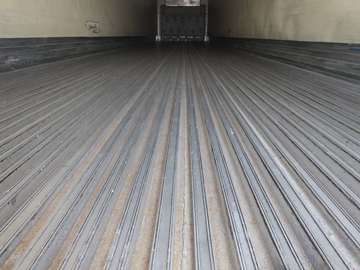 2008-utility-reefer-image-15
