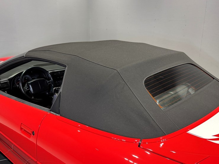 #1517-•-2002-chevrolet-camaro-ss-image-27