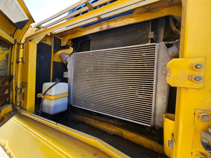 2006-komatsu-pc300-lc-image-44