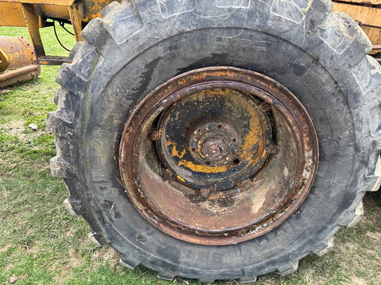 caterpillar-d3c-xl-image-96