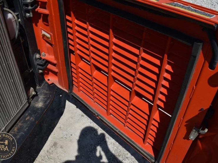 2021-kubota-svl97-2-image-24