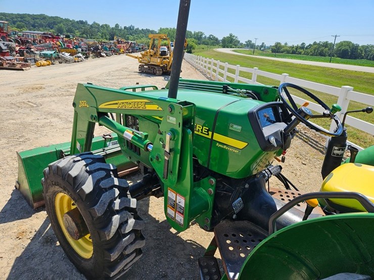 john-deere-5205-image-15