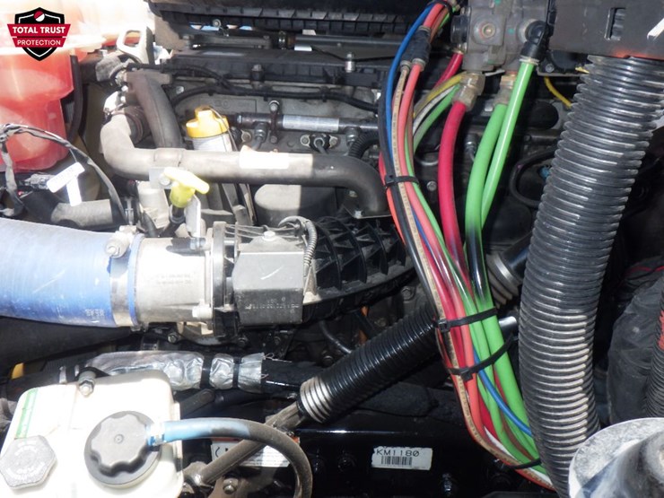 2019-freightliner-cascadia-116-image-22